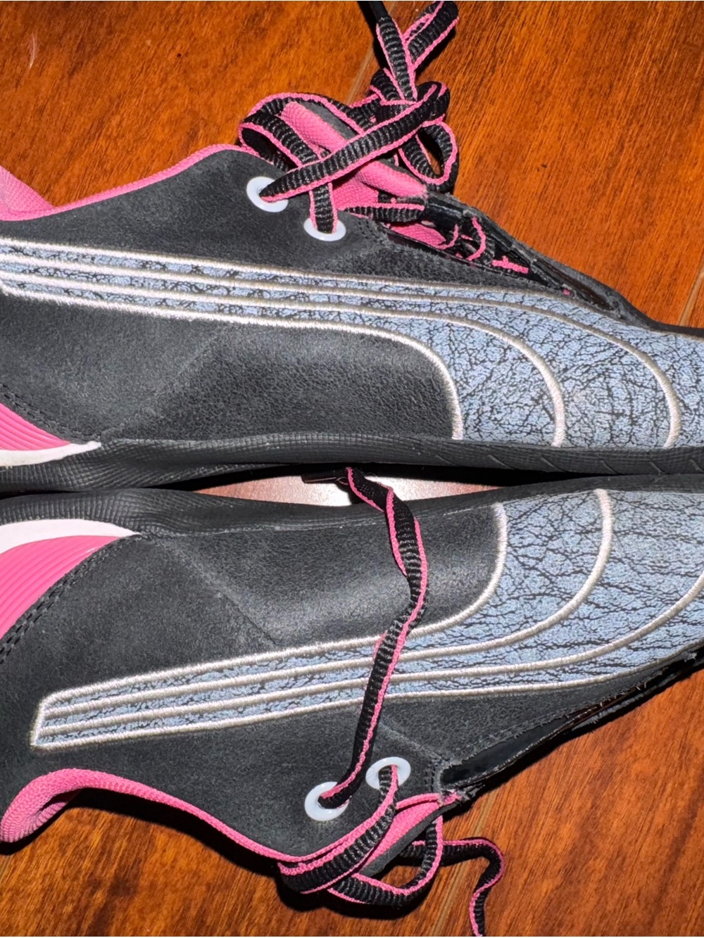 Puma Black Trainers with Pink Accents and Silver Detailing - Picture 2 of 8